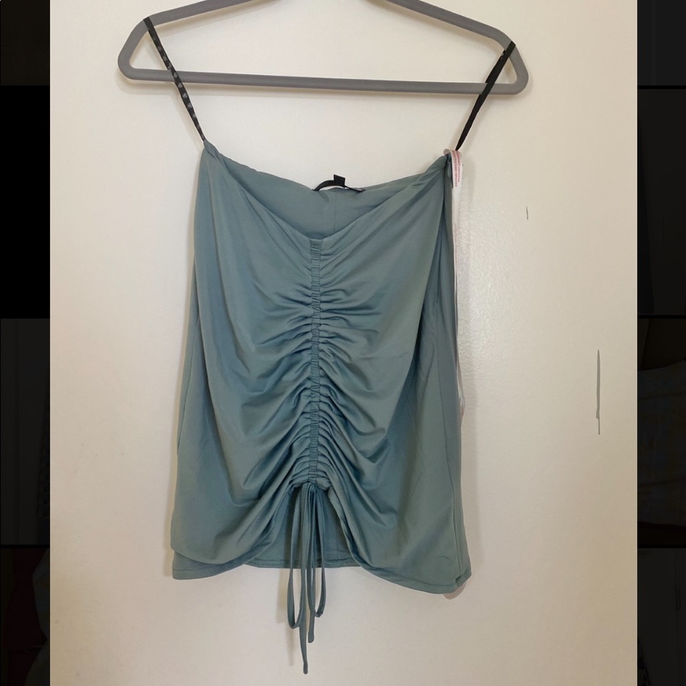 2 pieces top and skirt